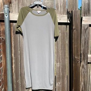LuLaRoe Julia Shift Dress, Medium
